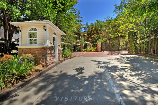 Gate with Security at entrance - 2700 Cahuenga Blvd E