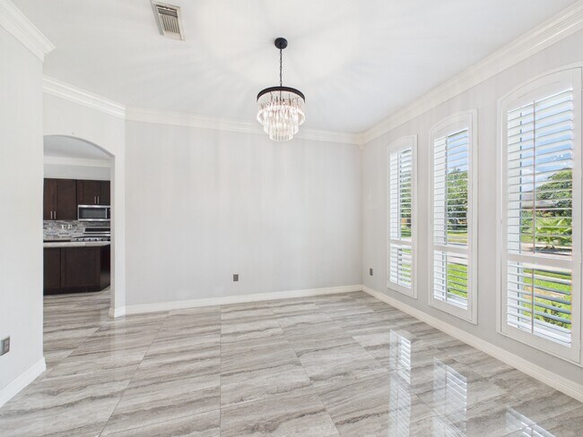 Building Photo - 6206 Canyon Run Ct