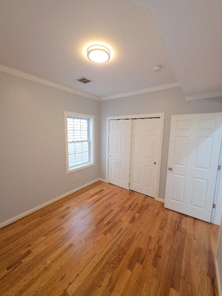 Building Photo - 83 Pamrapo Ave