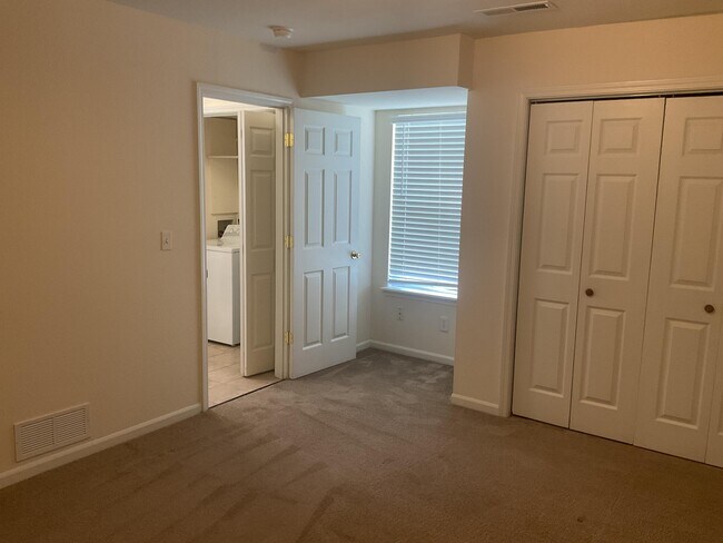 Building Photo - 4304 W Caleb Ct