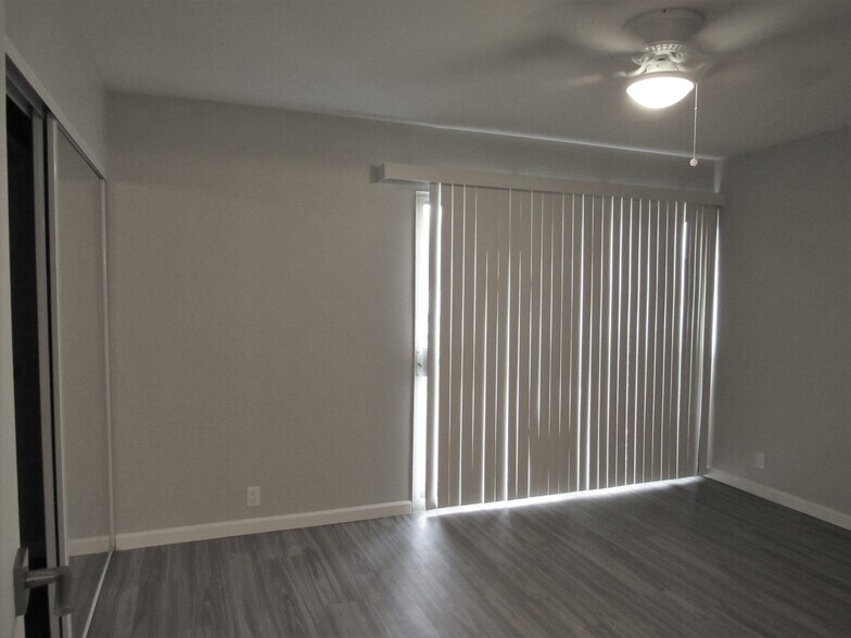Master bedroom - 4620 N 68th St