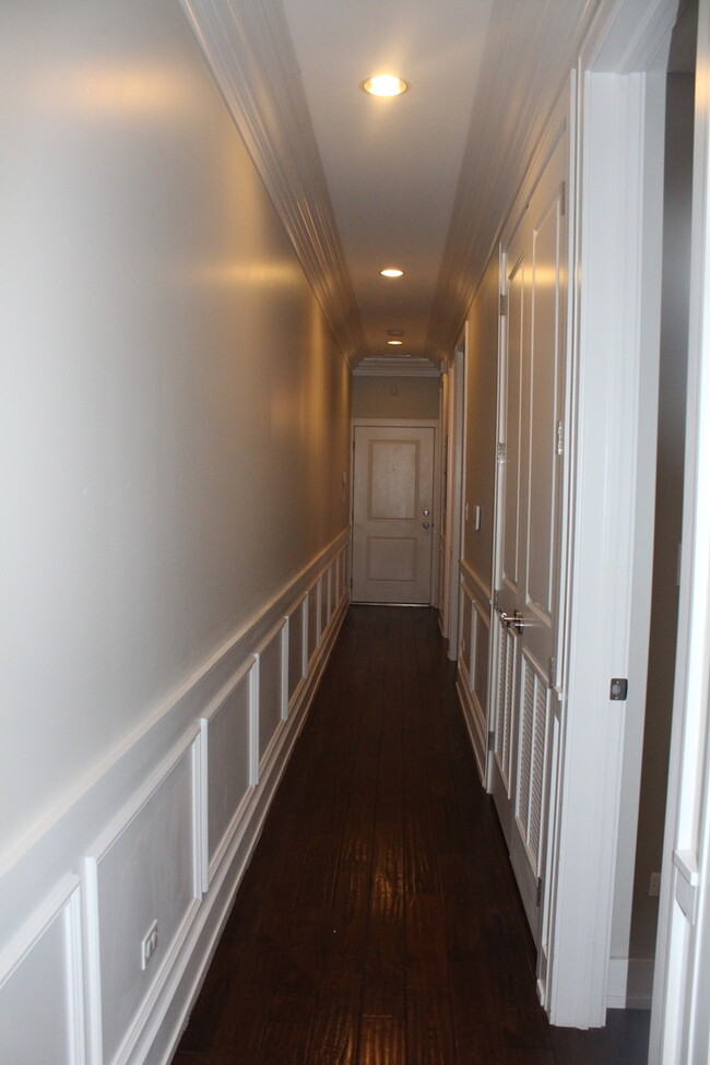 Building Photo - 1418 W Fillmore St