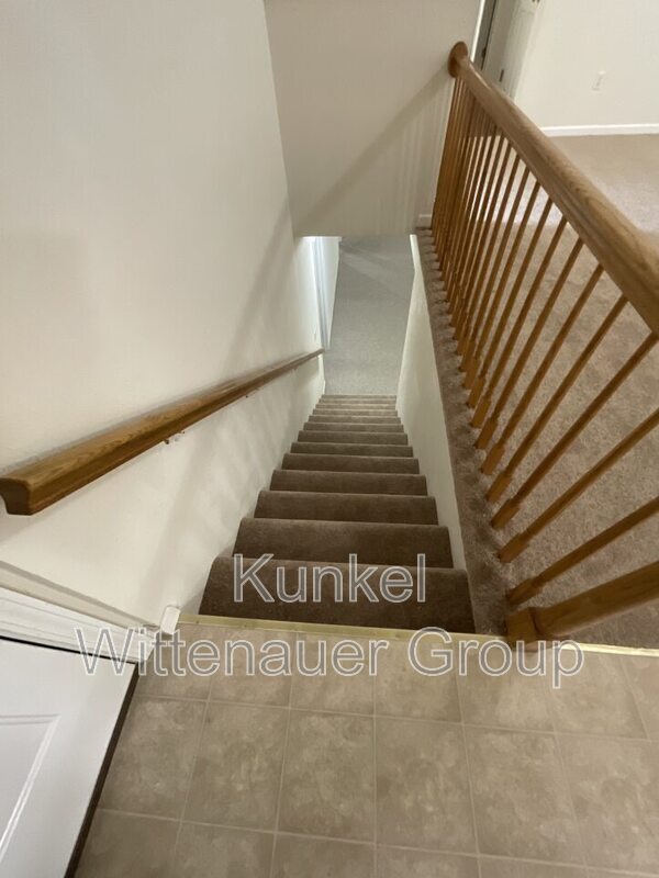 Building Photo - 1545 Fairoaks Dr