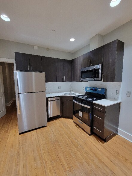 Building Photo - 2220 N 16th St