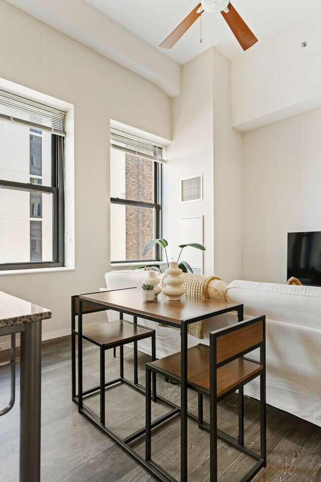 Building Photo - 309 Vine St