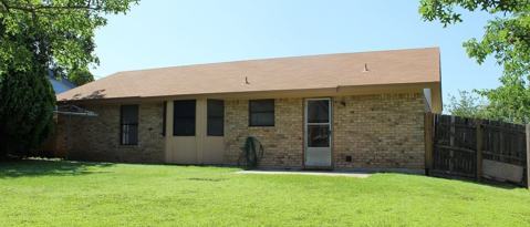 Building Photo - 834 Michelle Dr