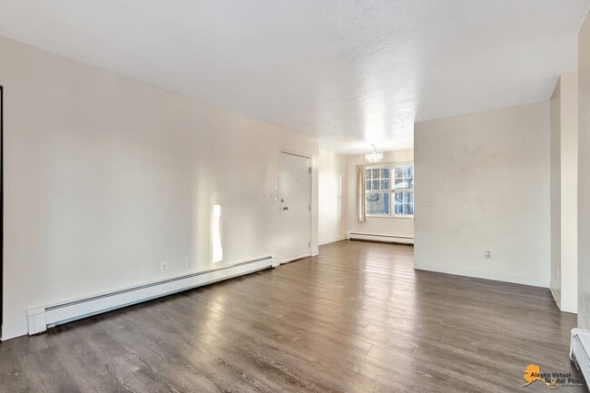 Building Photo - 2913 Telequana Dr