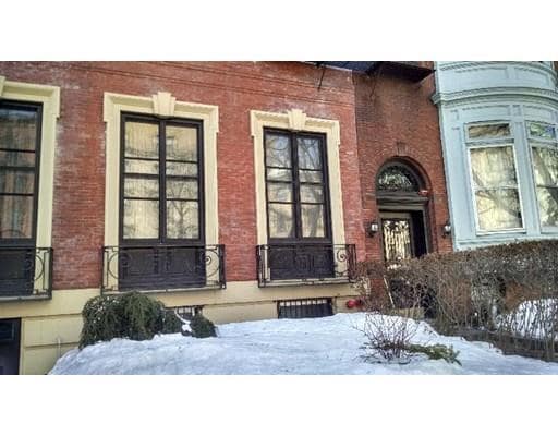 Building Photo - 411 Beacon St
