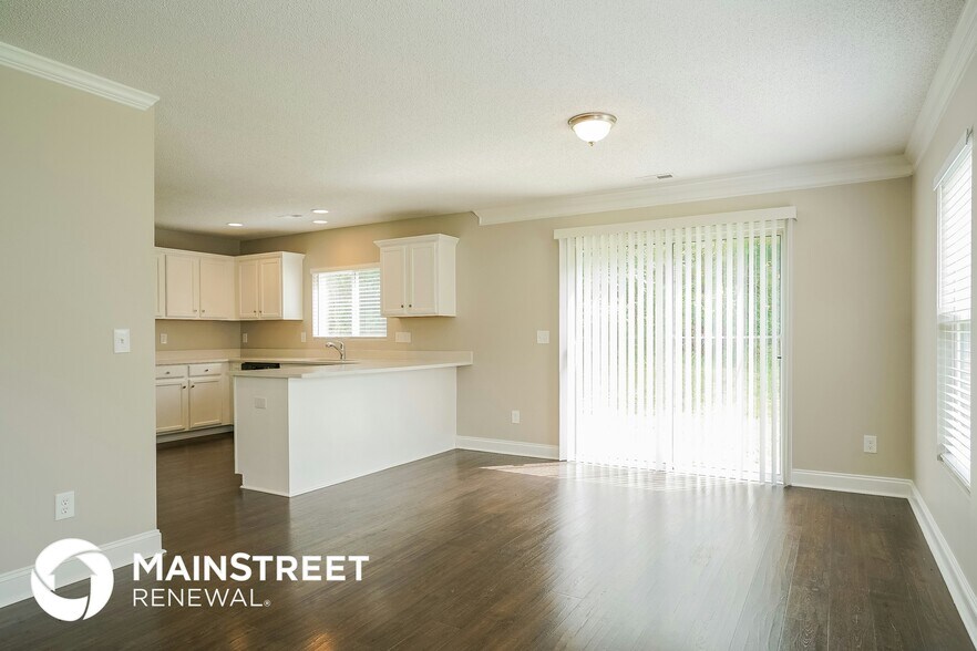 Building Photo - 11 Olivene Dr