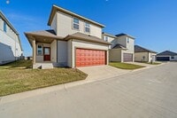 Building Photo - 219 Pinnacle Ln