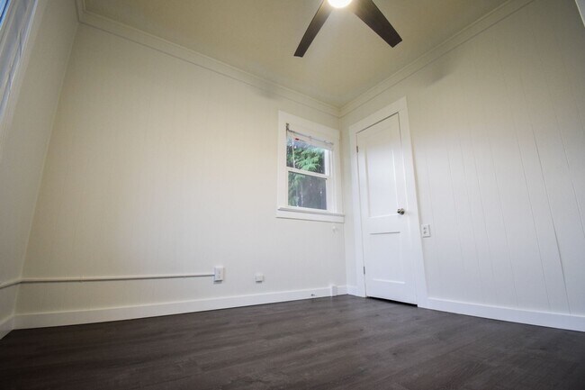 Building Photo - Newly Renovated 3-Bedroom Home in North Po...