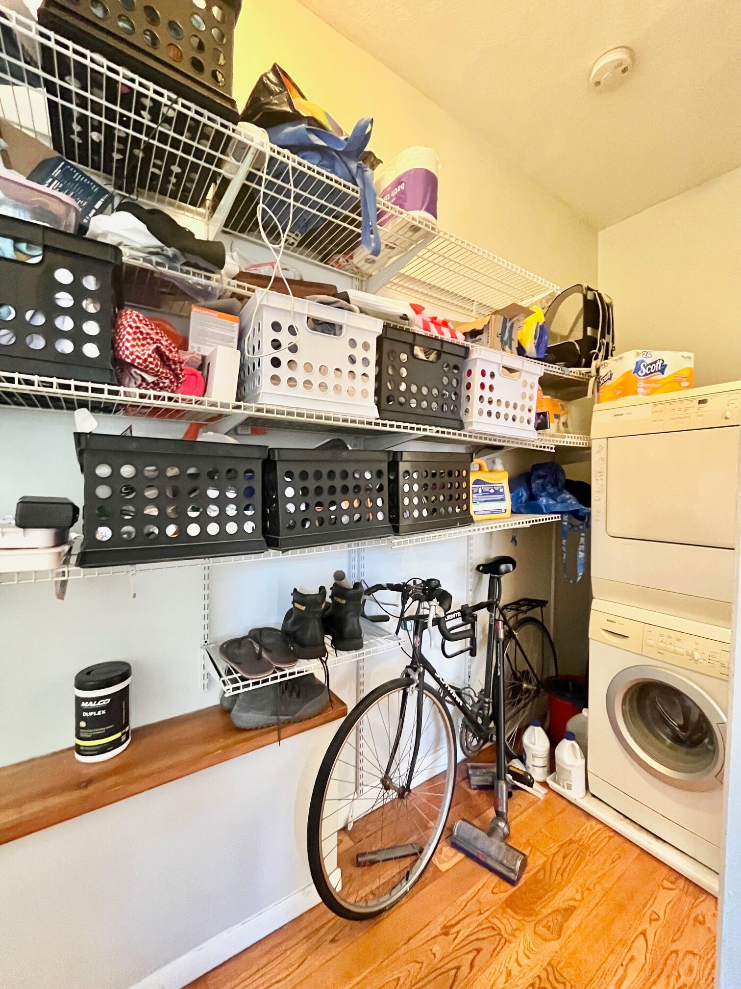 Building Photo - 71 Windsor St