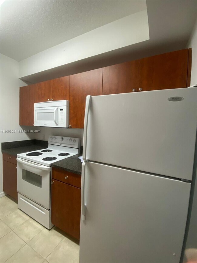 Building Photo - 115 SW 11th St