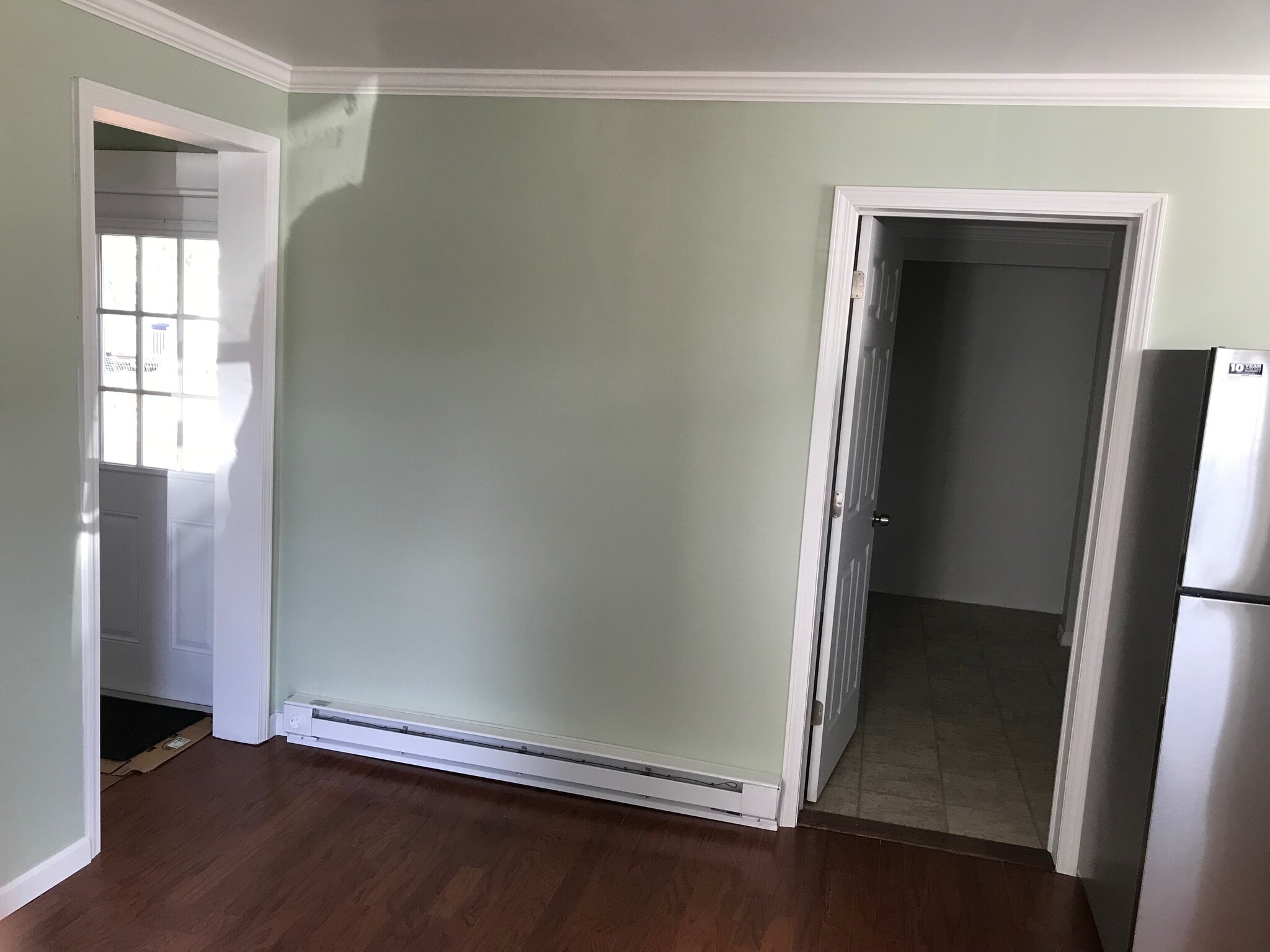 Building Photo - 160 Sly Ave