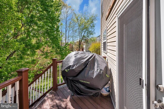 Building Photo - 30 Aurelie Dr