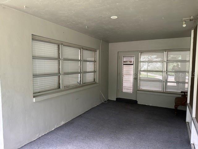 Building Photo - 2030 Healy Dr