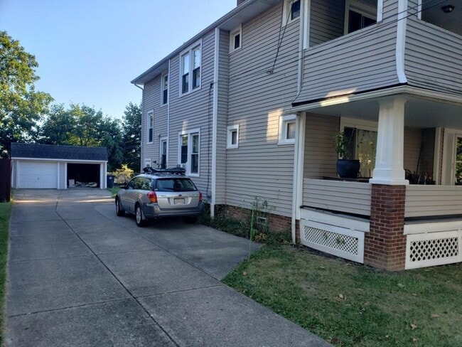 Building Photo - 4707 Behrwald Ave