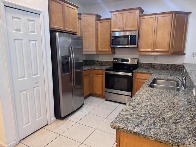 Building Photo - 1898 Portofino Meadows Blvd