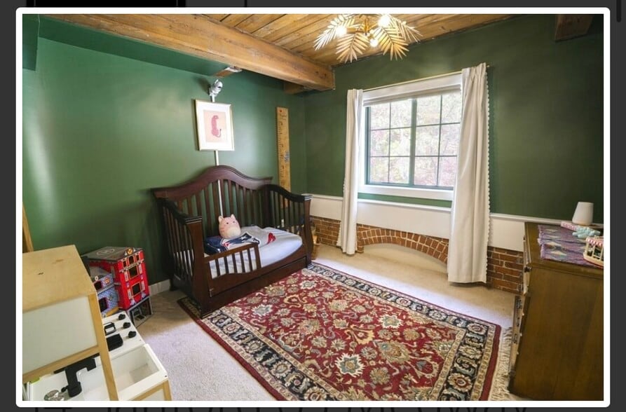 Room is empty. - 14 Sanford St