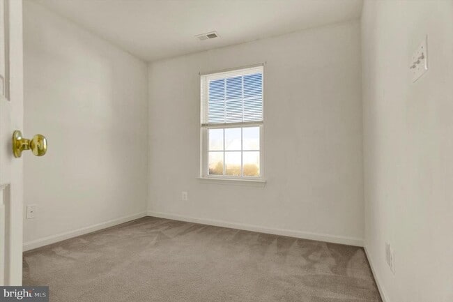 Building Photo - 3099 Raking Leaf Dr