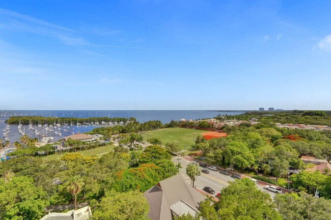 Building Photo - 2889 McFarlane Rd