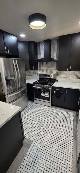 Building Photo - 754 Marjorie Dr