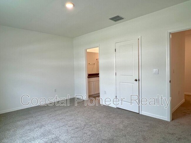 Building Photo - 3514 White Dandelion Ct