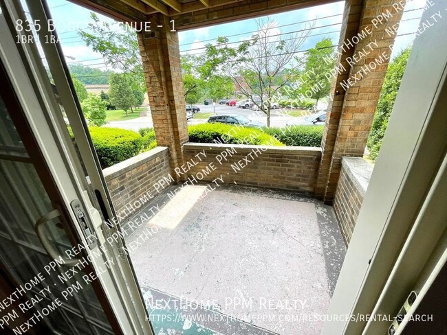 Building Photo - 835 Boggs Ave