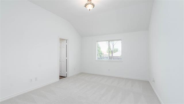 Building Photo - 402 Silver Mine Dr