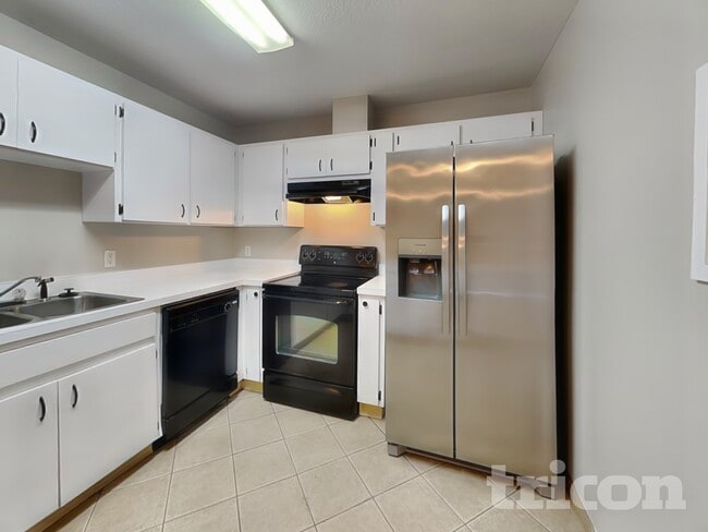 Building Photo - 4317 Longshore Dr