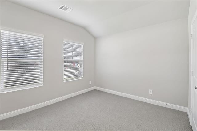 Building Photo - 2100 Gustavus Dr