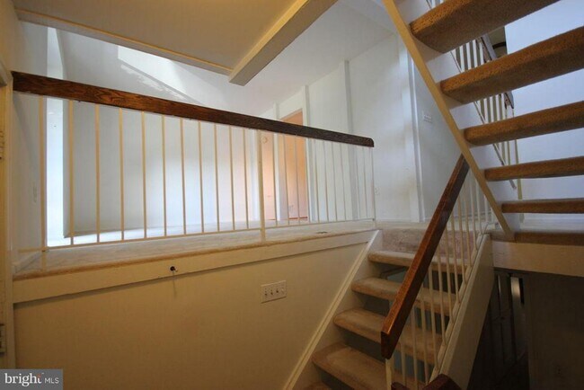 Building Photo - 3007 Spice Ct