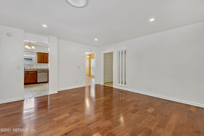 Building Photo - 10654 Casa Grande Dr