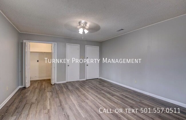 Building Photo - 9203 Labette Dr