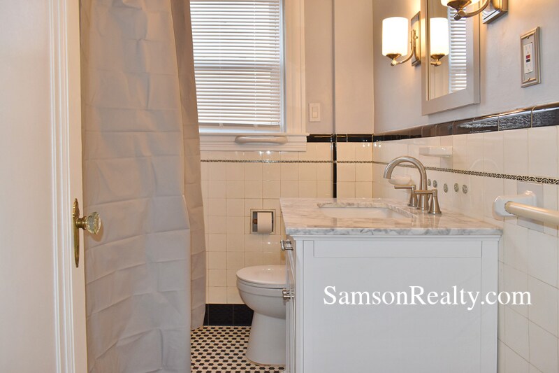 Building Photo - 69 Nathaniel Ave