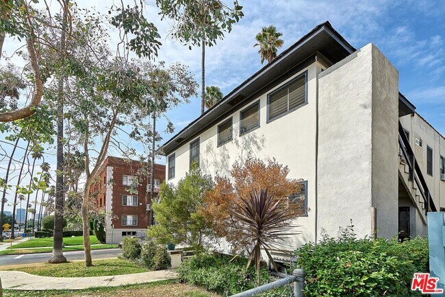 Building Photo - 3703 Council St