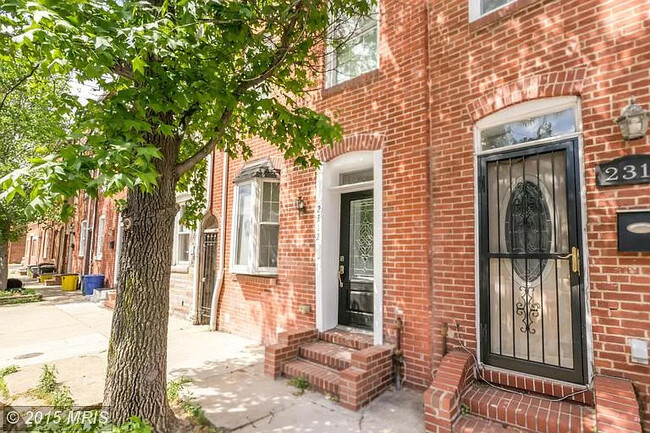 Building Photo - 2312 Cambridge St