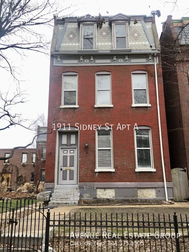 Primary Photo - 1911 Sidney St