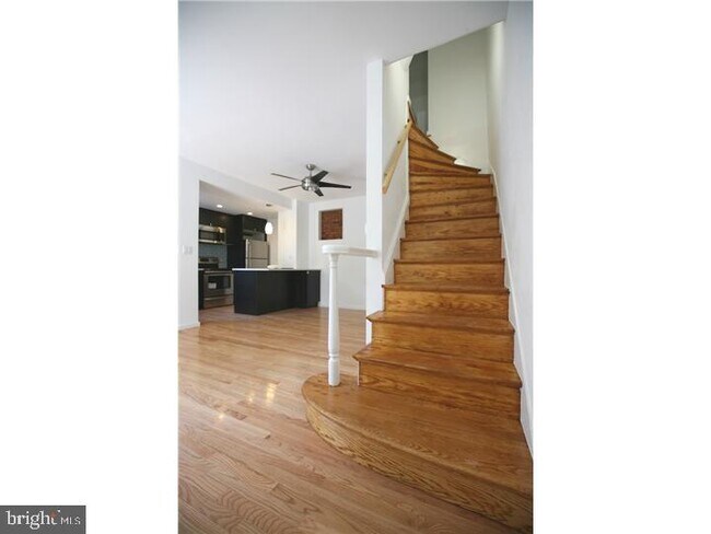 Building Photo - 209 W Wildey St