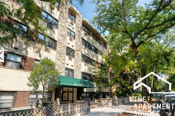 Building Photo - 510 W Briar Pl