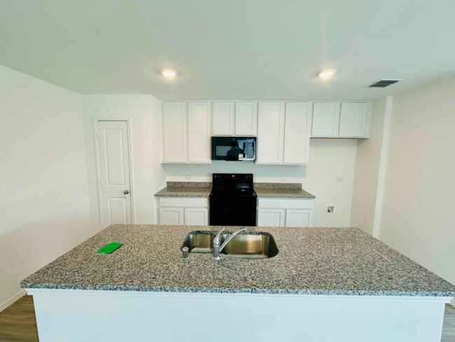 Building Photo - 5828 Crystal Water Wy
