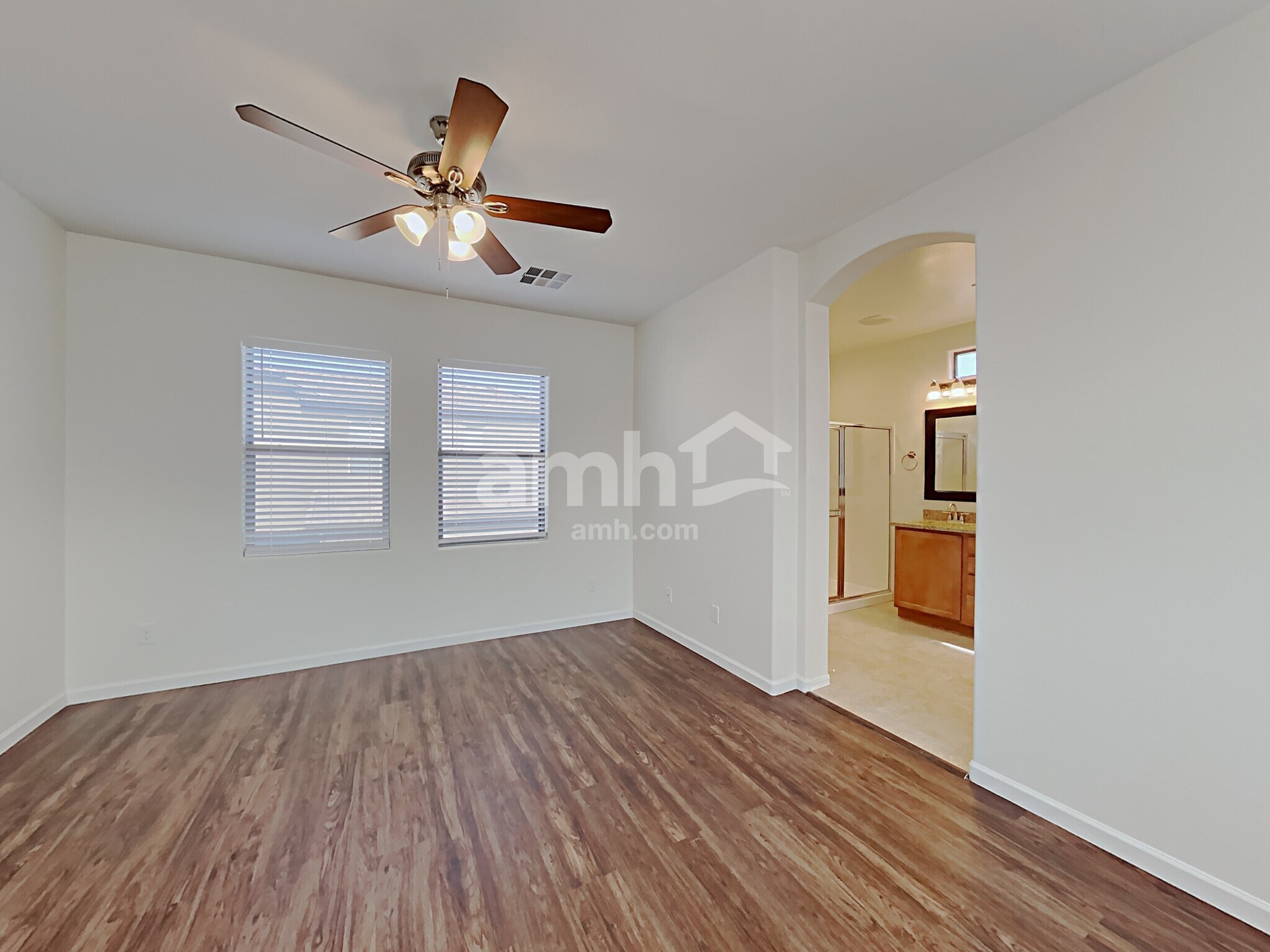 Building Photo - 14576 W Maui Ln