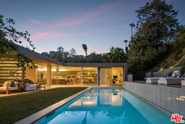 Building Photo - 1166 Angelo Dr