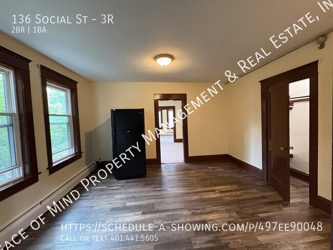 Building Photo - 136 Social St