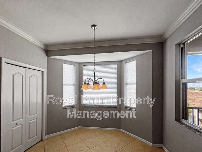 Building Photo - 8550 Kingbird Loop