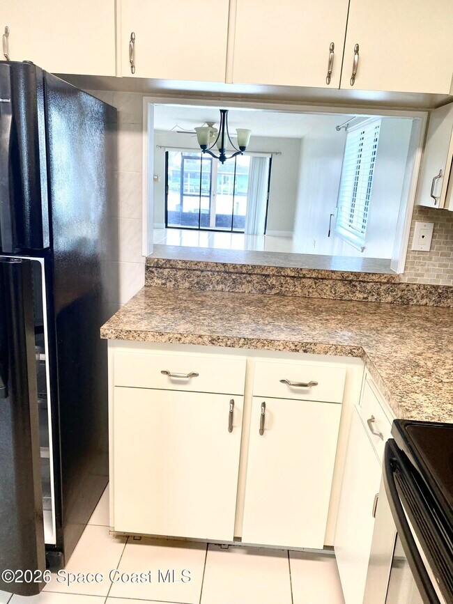 Building Photo - 325 S Banana River Blvd