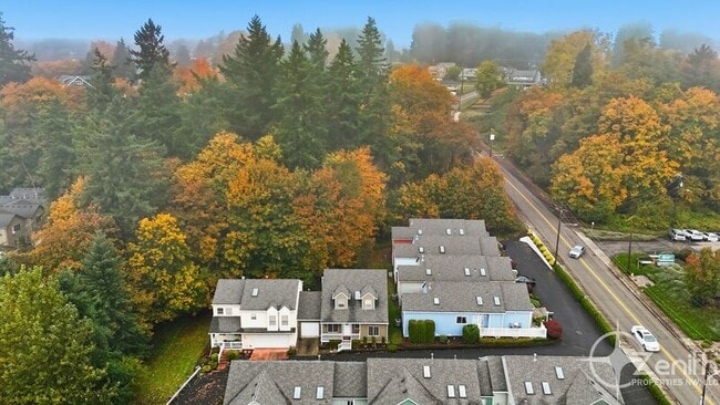 Building Photo - 419 NE 7th Ave