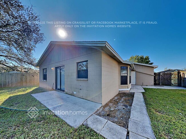 Building Photo - 716 Waterbridge Dr