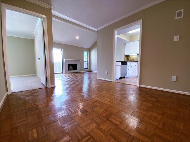 Building Photo - 751 Bering Dr