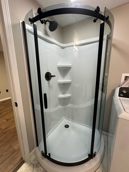 Building Photo - 34209 US-6